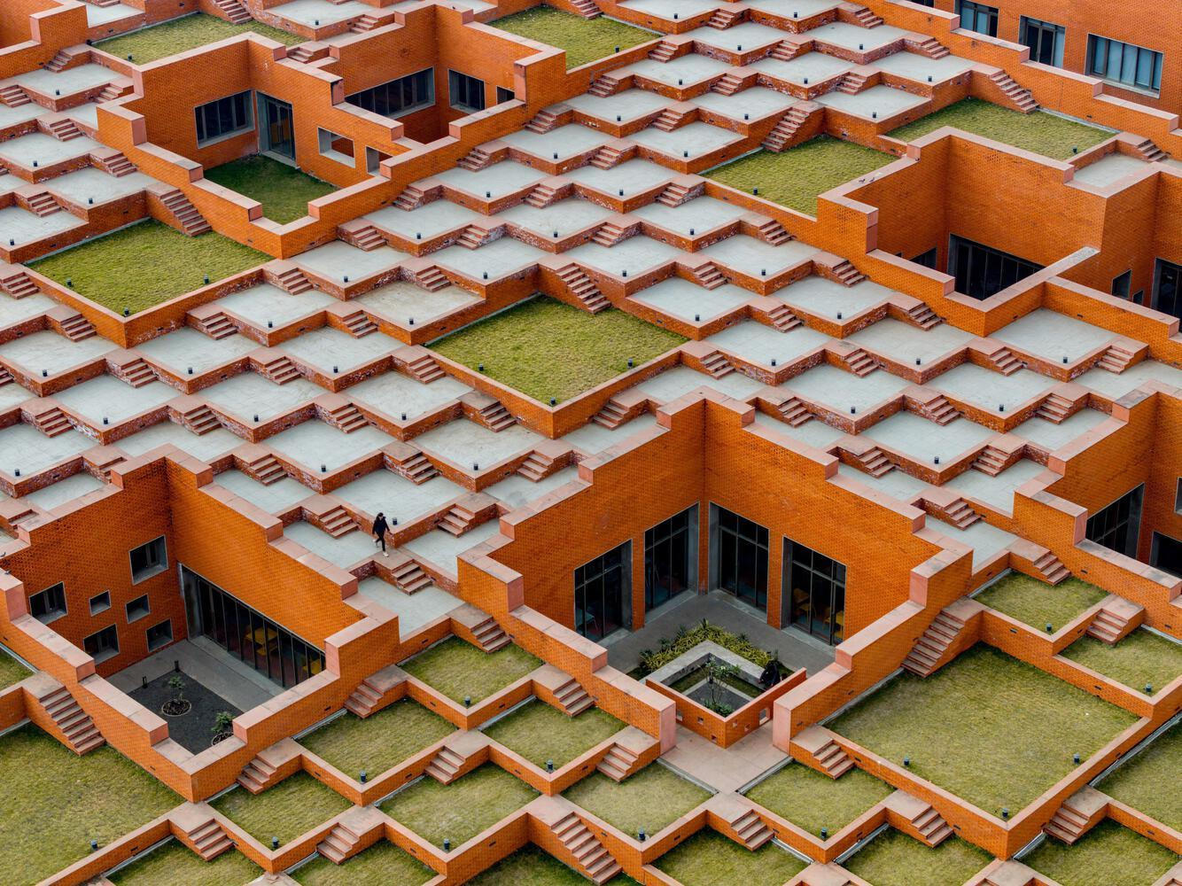 Архитектурный манифест устойчивости: Новый корпус Университета «Престиж» в Индауре